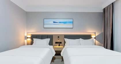 Kaixuan Hotel Shennongjia