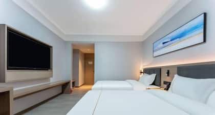 Kaixuan Hotel Shennongjia