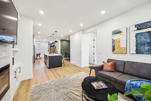 TV, fireplace, offices