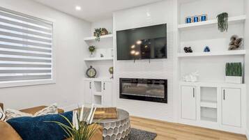 TV, fireplace, offices