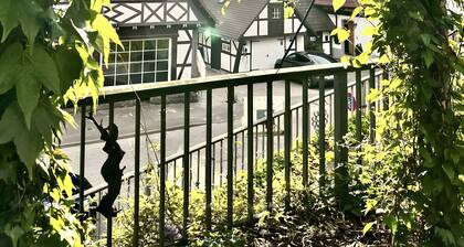 Apartment 'Schmuckkästle' with Mountain View, Shared Garden and Wi-Fi