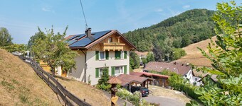 Apartment 'Harter' with Shared Terrace, Shared Garden and Wi-Fi