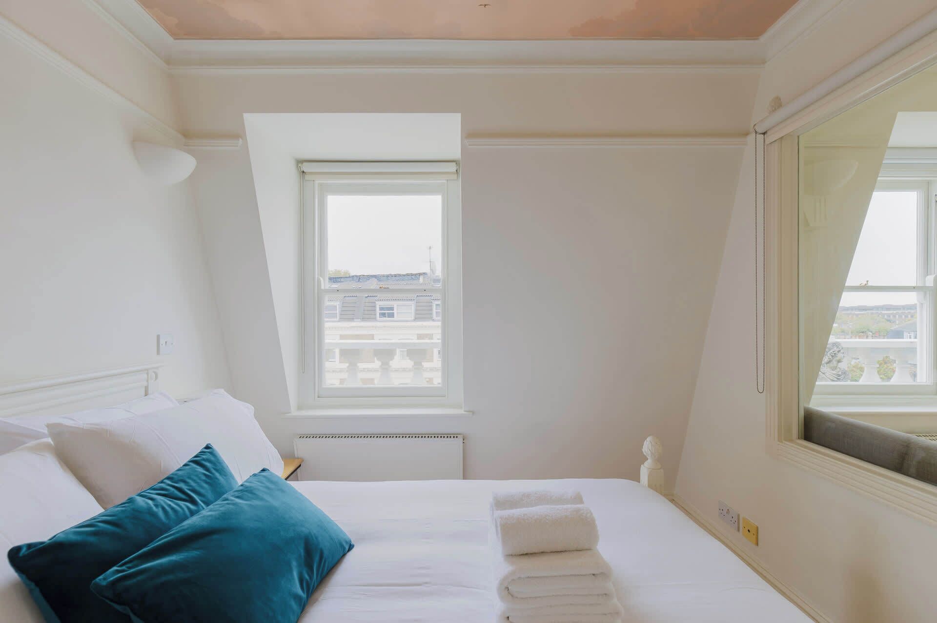 1 bedroom, iron/ironing board, Internet, bed sheets