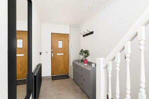 Interior - Executive Harborne House (Harborne)