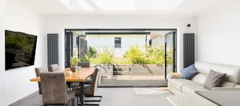 Executive Harborne House