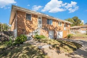 Exterior -  Modern 4BR NW Omaha, Garage, Fenced Yard, EV Charger, W/D, Pet-Friendly (Omaha)