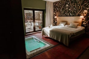 Grand Suite, 1 King Bed, Private Pool, Garden View | Premium bedding, down duvets, memory-foam beds, individually decorated