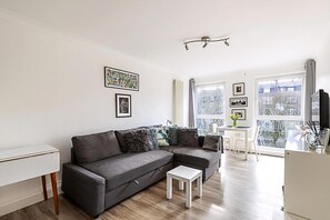 Exterior - Cosy Angel Flat, Tube Nearby, Stunning Views! (London)