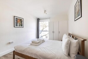 Exterior - Cosy Angel Flat, Tube Nearby, Stunning Views! (London)