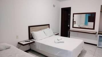 Habitació triple estàndard | Wifi gratuïta