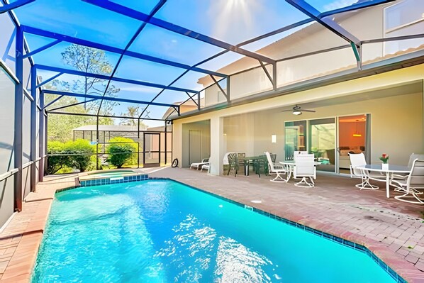 Una piscina riscaldata