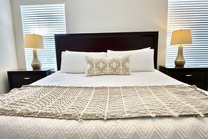 4 bedrooms, iron/ironing board, bed sheets