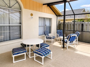 Outdoor dining - Premium Pool Villa Centrally Located near Disney (Kissimmee)