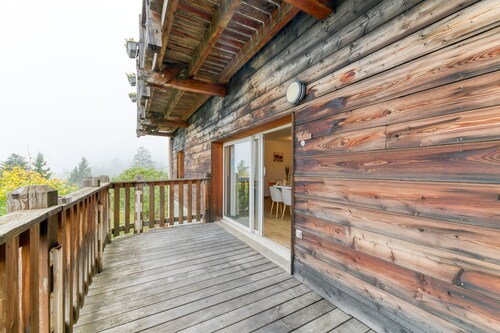 Appartement Gaboureaux avec vue sur la montagne, terrasse privée , au pied des pistes 