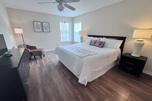 5 bedrooms, iron/ironing board, bed sheets