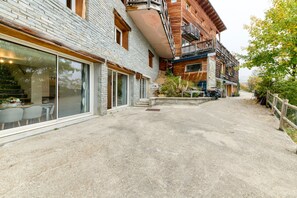 Exterior - Dream Holiday Apartment - Casserousse - 18 People at the Foot of the Slopes (chamrousse)
