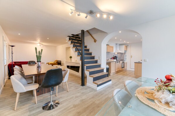 Dining - Dream Holiday Apartment - Casserousse - 18 People at the Foot of the Slopes (chamrousse)