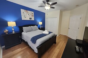 3 bedrooms, iron/ironing board, bed sheets