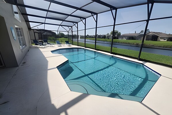 Pool - Lake View Pool Home near Disney and Shoppings (Kissimmee)