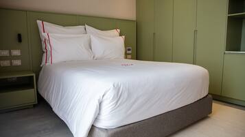 In-room safe, iron/ironing board, free WiFi