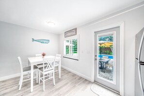 Dining - Heated Pool! Close To Beach+Restaurants & Shops! (Fort Lauderdale)