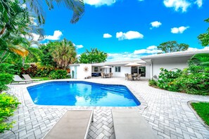 Outdoor pool, a heated pool