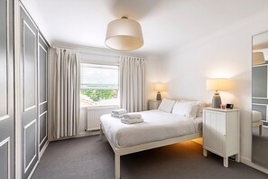 Apartment (Modern Borough Retreat with Private T) | 1 bedroom, free WiFi - Modern Borough Retreat With Private Terrace (London)