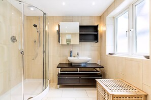 Bathroom - North London Escape - Whole Home Great Location (London)