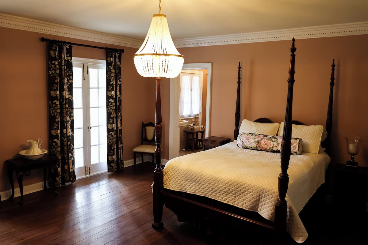 Double Room, Balcony, River View | Free WiFi