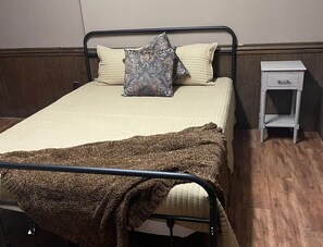 2 bedrooms, bed sheets