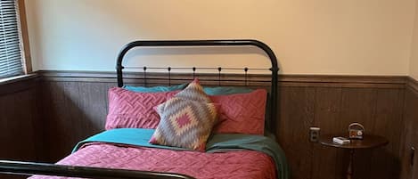 2 bedrooms, bed sheets
