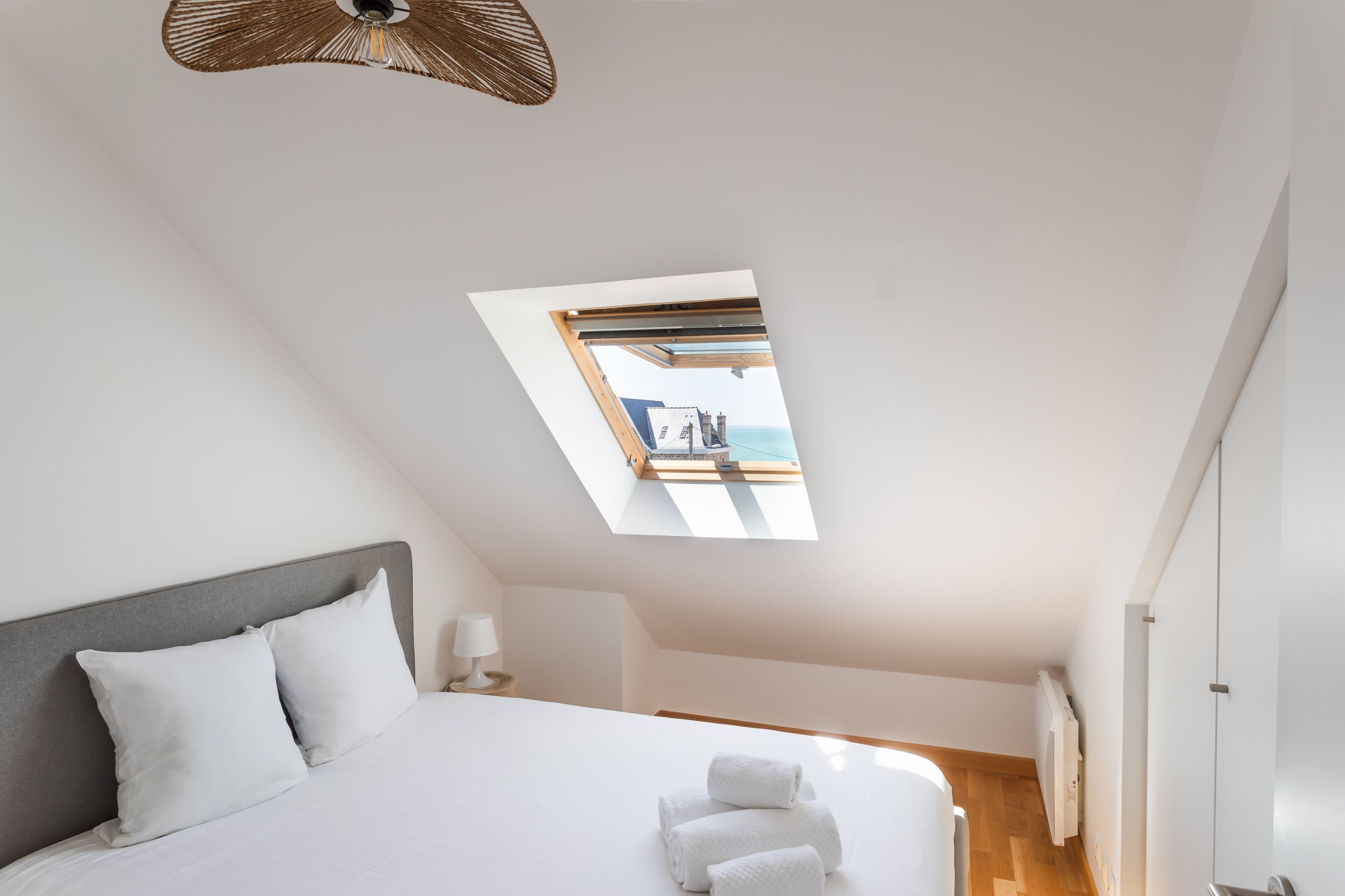 3 bedrooms, free WiFi, bed sheets