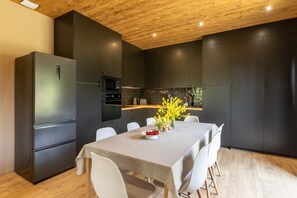 Dining - Le Chalet Écureuil et Marmotte (Eyne)