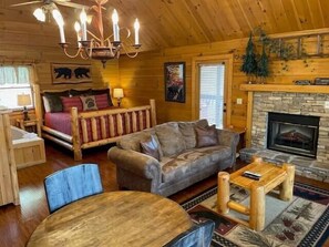 House, 1 King Bed with Sofa bed, Patio, Garden View (Cuddle Up) | Living area