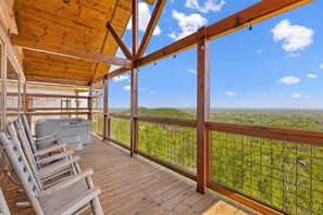 House, Multiple Beds, Hot Tub, Mountain View (Dolly Valley View) | Outdoor spa tub