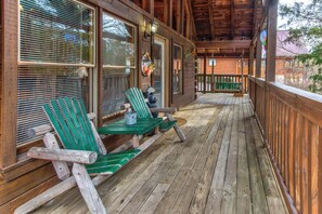 Terrace/patio - Catch Me If You Can (Pigeon Forge)