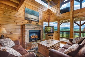 Maison, plusieurs lits, balcon, vue montagne (Rejuvenation) | Coin séjour