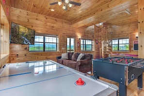 Games room - Rejuvenation (Sevierville)