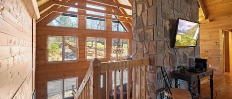 Cabin, Multiple Beds, Hot Tub, Garden View (Country Pines Lodge) | Interior
