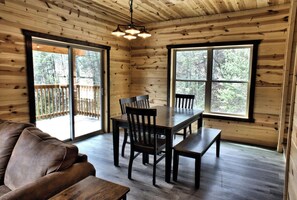 Room, Multiple Beds, Patio, Mountain View (Wagon Wheel) | Dining