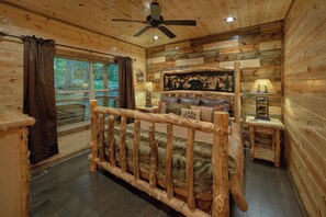 Cabin, Multiple Beds, Pool Access, Pool View (Livin' It Up) | 4 bedrooms, individually decorated, individually furnished, bed sheets