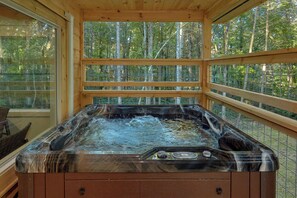 Cabin, Multiple Beds, Pool Access, Pool View (Livin' It Up) | Outdoor spa tub