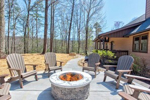 Maison, Plusieurs lits, balcon, vue sur le jardin (Smokies Edge) | Terrasse/patio