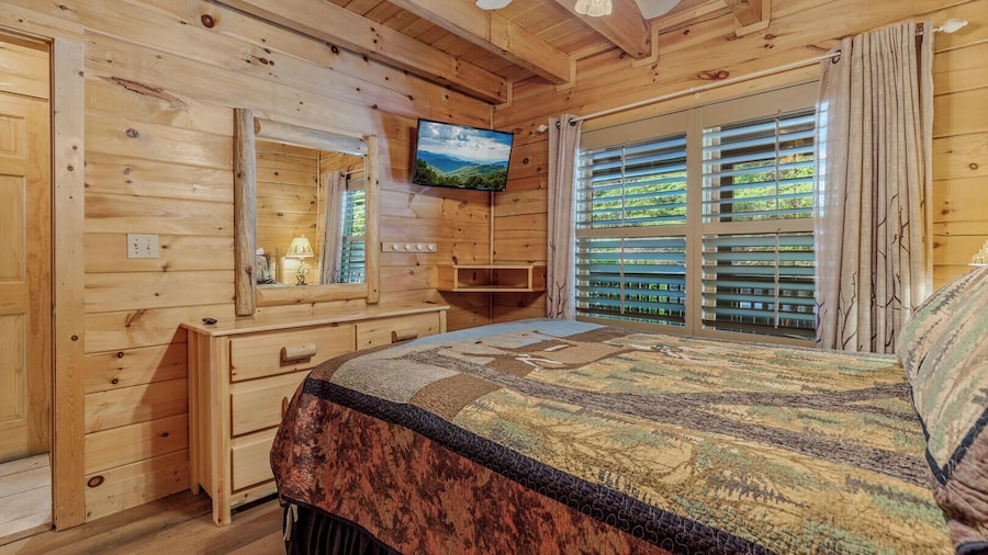 Mountain Charm