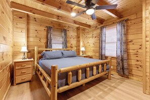 3 bedrooms, individually decorated, individually furnished, bed sheets