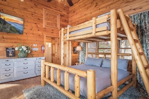House, Multiple Beds, Balcony, Garden View (Sweet Slice of Heaven) | 2 bedrooms, individually decorated, individually furnished, bed sheets