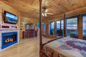 Rumah, Beberapa Tempat Tidur, dapur, pemandangan gunung (As Good As It Gets) | 4 kamar tidur dan didekorasi berbeda-beda