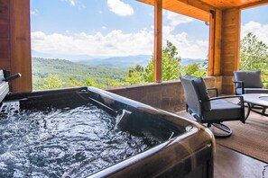 House, Multiple Beds, Patio, Mountain View (Sky High View) | Outdoor spa tub - Sky High View (Sevierville)