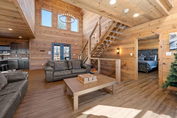 House, Multiple Beds, Balcony, Garden View (The Phoenix) | Interior