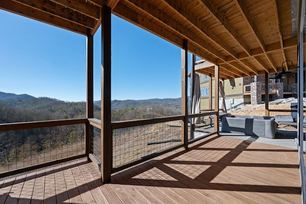 House, Multiple Beds, Balcony, Garden View (The Phoenix) | Terrace/patio